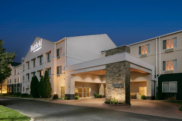 Fairfield Inn by Marriott Manhattan image 2